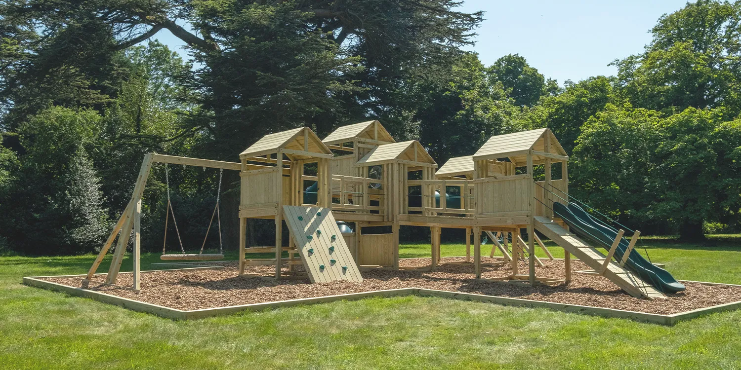 Climbing frames for your garden image 4